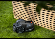 Ladda upp bild till gallerivisning, Husqvarna Automower 310E NERA